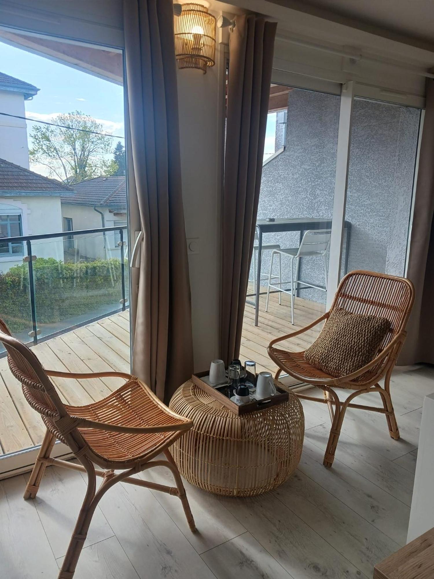 Hotel Aracari Villars-les-Dombes Exterior foto
